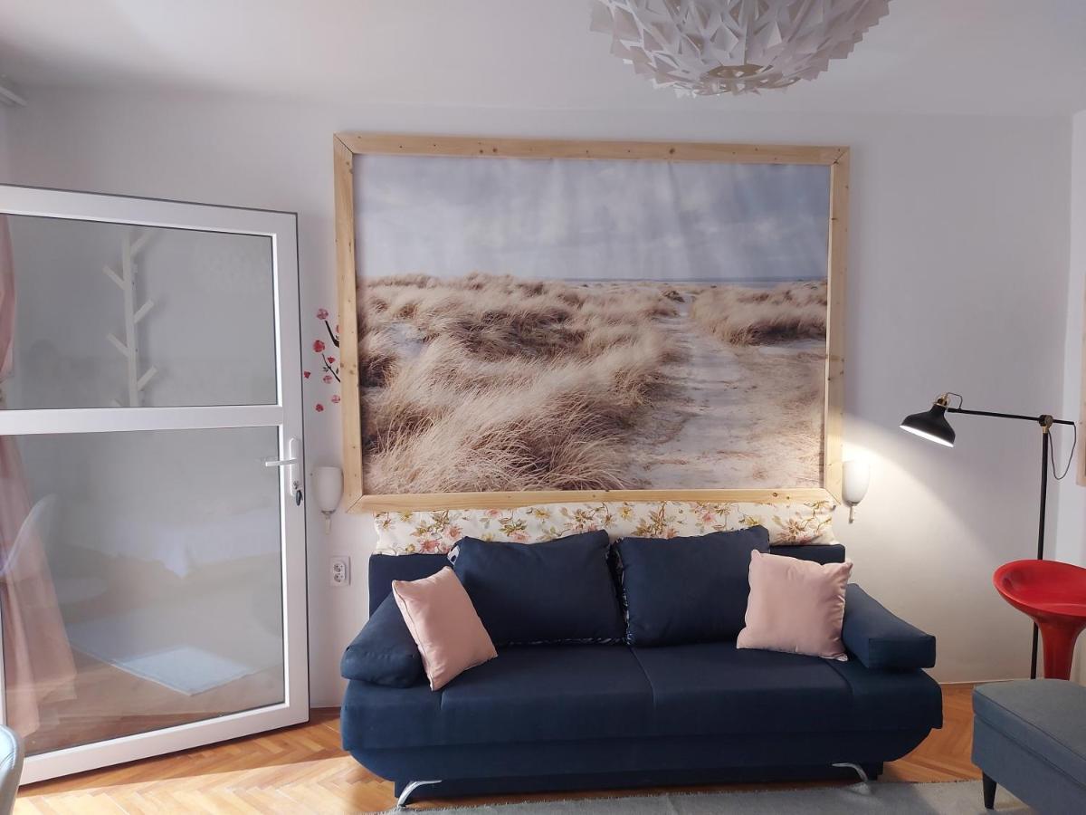 Apartments Garden روفينج المظهر الخارجي الصورة