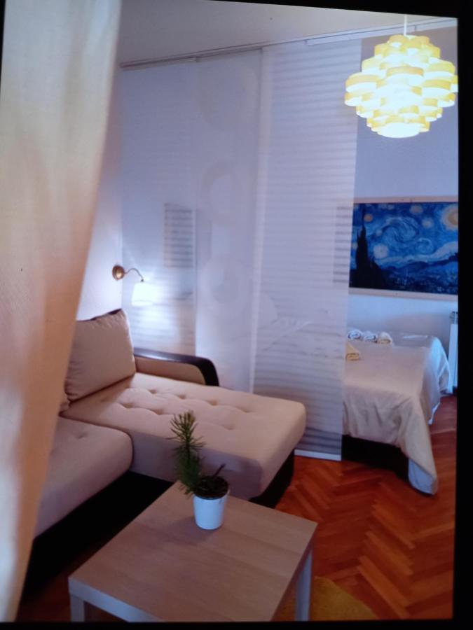Apartments Garden روفينج المظهر الخارجي الصورة