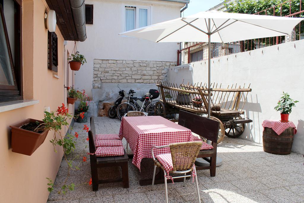 Apartments Garden روفينج المظهر الخارجي الصورة